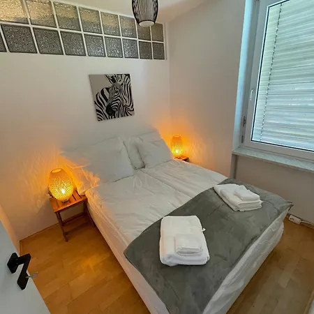 Mia's Loft Apartment *